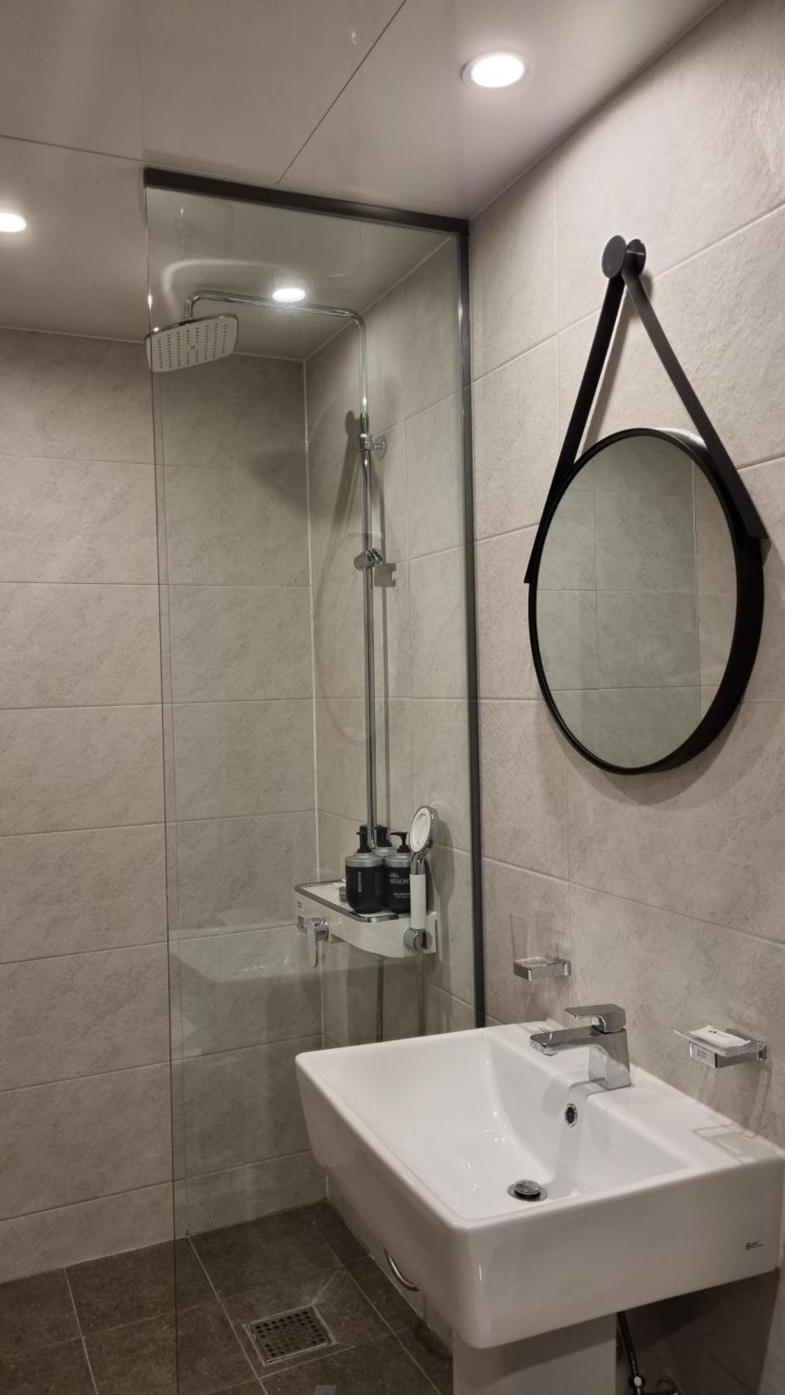 Hotel The Classic Ilsan Ni Quarto foto